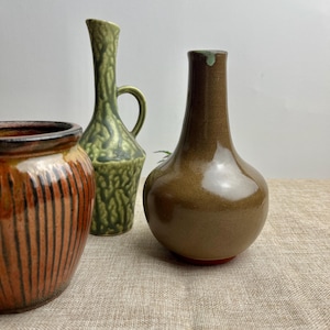 Vintage Mid-Century Modern Brown Ceramic Vase – Minimalist Pottery Home Decor