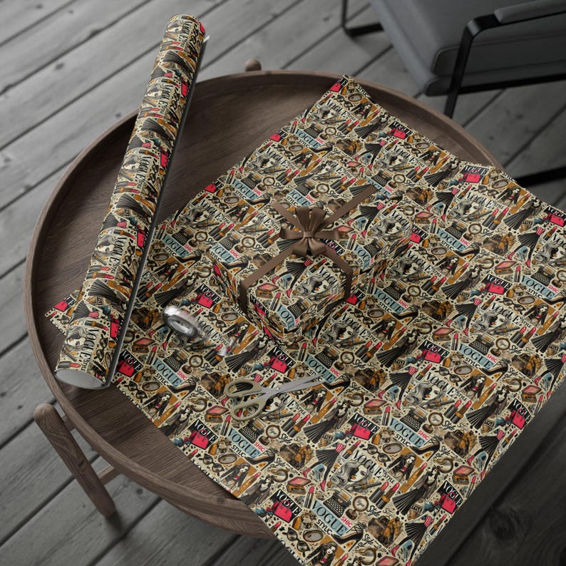 Vogue Fashion Magazine Wrapping Paper: Chic Gift Wrap Roll image 4
