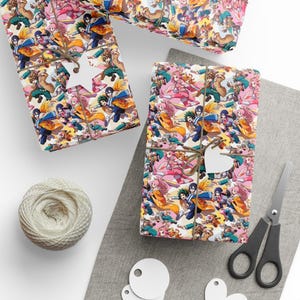 Papiery do pakowania Animee, Japońskie opakowania na prezenty dla miłośników anime, Urocze opakowania na prezenty z motywem mangi, Kawaii opakowania na prezenty, Azjatycki papier świąteczny z motywem kreskówek,