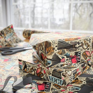 Vogue Fashion Magazine Wrapping Paper: Chic Gift Wrap Roll image 6