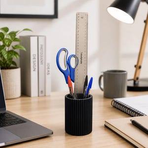 Moderne geribbelde pennenhouder, minimalistische bureauopberger, Scandinavische potpotloodbeker, 3D-geprinte pot voor briefpapier, kantooropslagcaddy