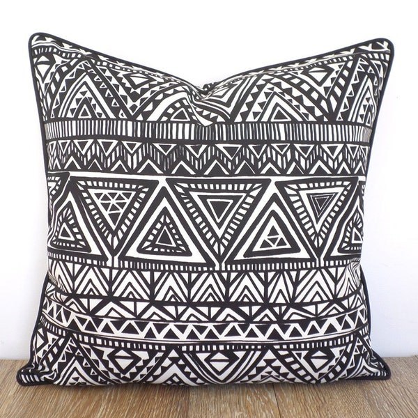 Funda de almohada exterior negra tema boho 18x18, funda de almohada geométrica con decoración en blanco y negro, funda de cojín tribal