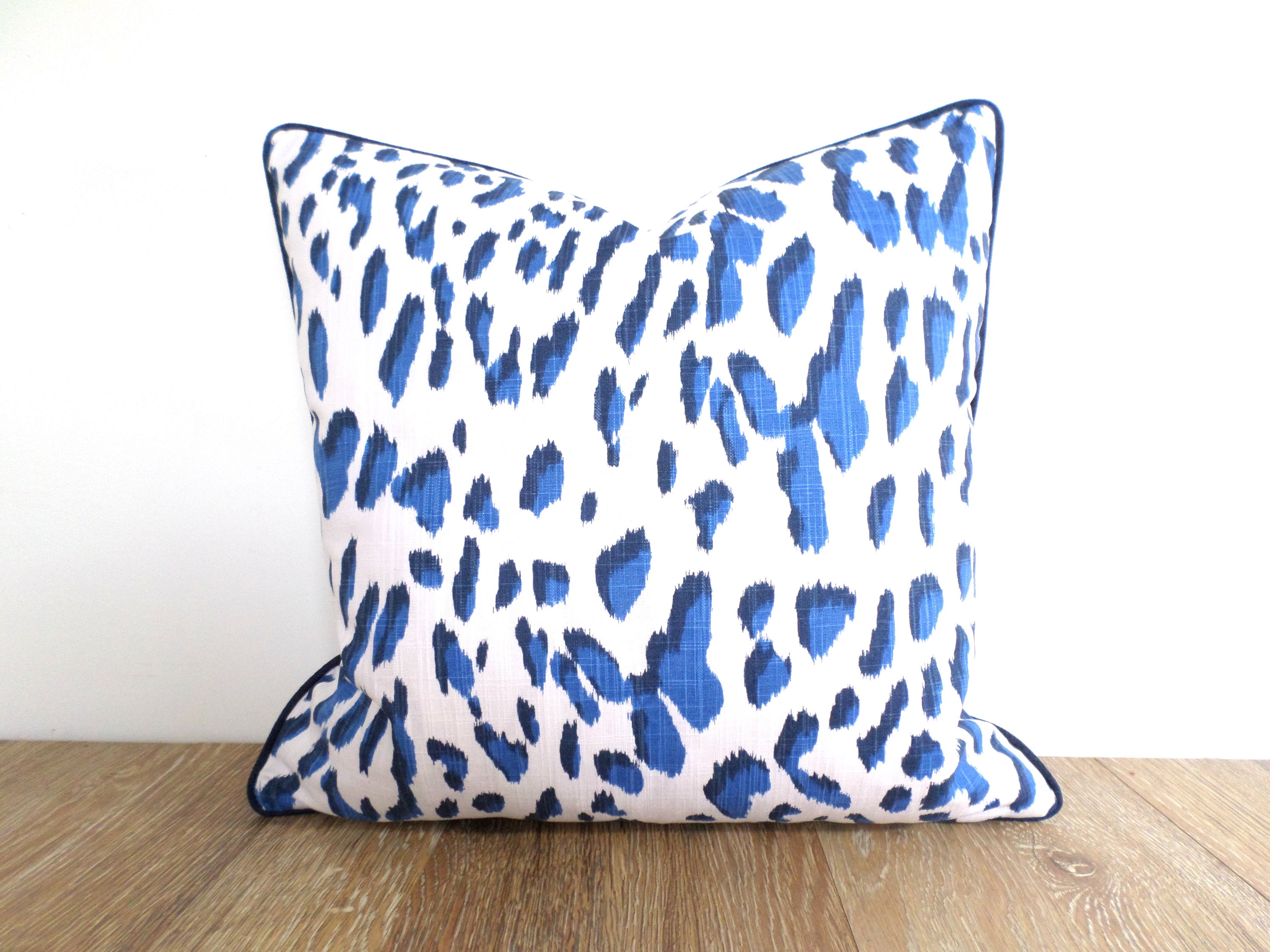  WoGuangis A Set of 2 Watercolor Blue Cheetah Print Throw Pillow  Cushion Blue and Grey Animal Print Leopard Waterproof Pillow Cover Outdoor  Decoration Pillow Sham for Garden Chair 26in : Patio