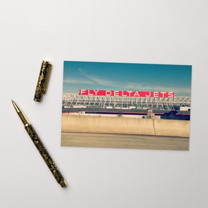 Fly Delta Jets - Standard Postkarte