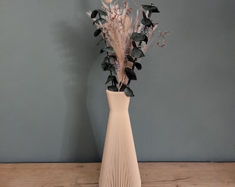 Tall Fluted Vase for Dried Flowers - 3D Printed in the UK - Sustainable PLA Statement Vase
