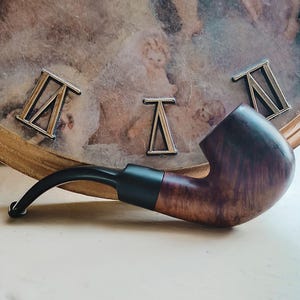 Peterson of Dublin “Aran” 9mm Filter Tobacco estate pipe – Bent Shape, Smooth Finish