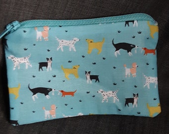 Change purse with print of dogs playing