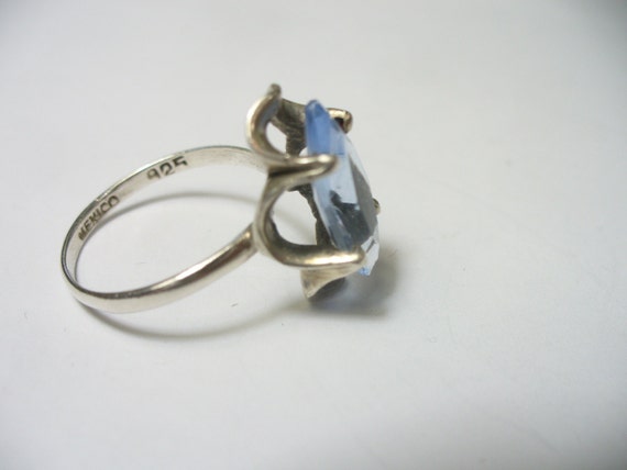 Vintage sterling silver ring with pale blue glass… - image 2