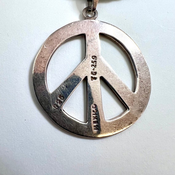 Vintage big peace sign pendant - sterling silver … - image 4