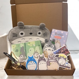 Studio Ghibli Geschenkbox, Totoro Geschenkbox, Goodie Box mit Ghibli-Thema, Schlüsselanhänger Geldbörse/Federmäppchen/Sticker/Stift/Notizbuch/Haftnotiz