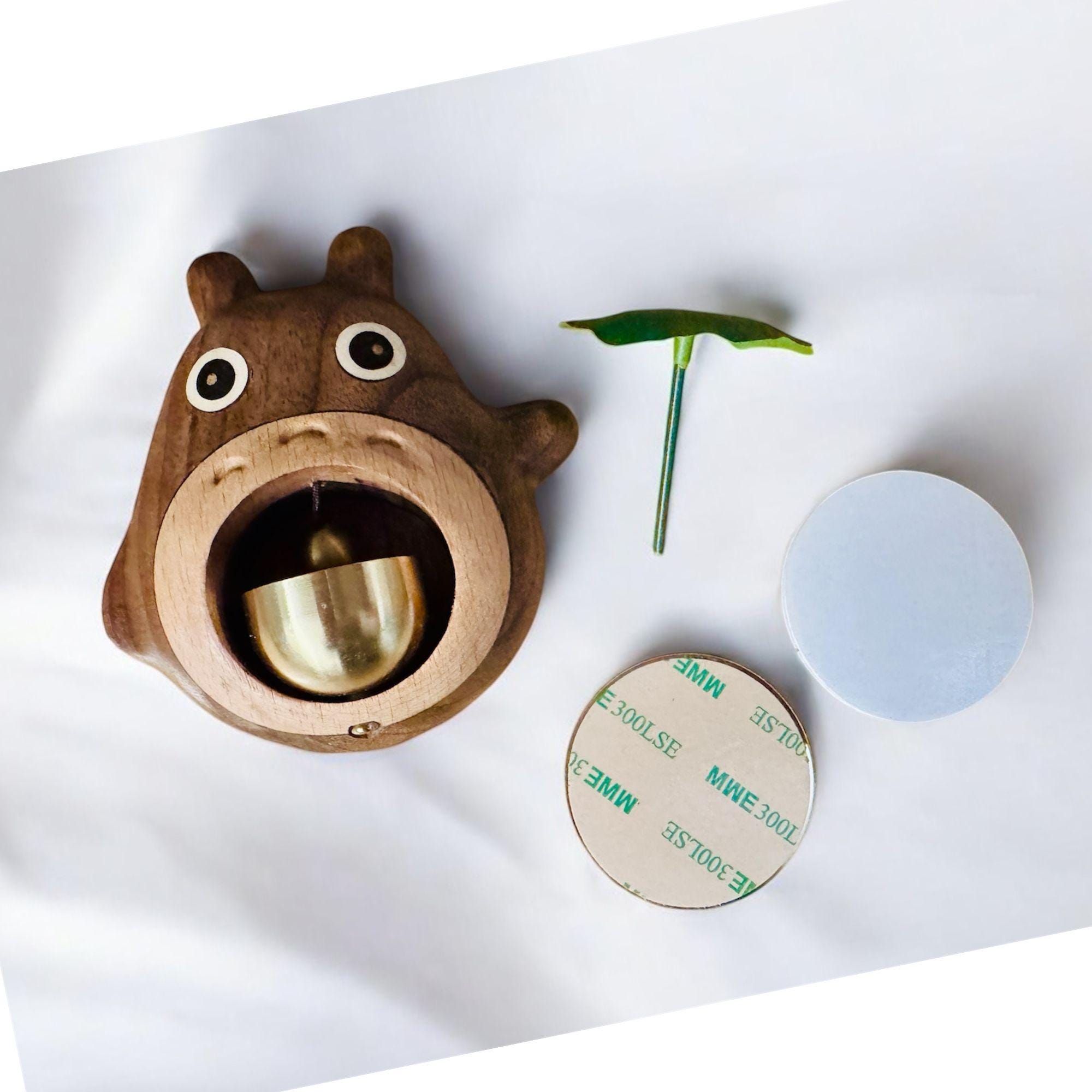 【希少】となりのトトロ　ドアメロディ　ドアベル 希少新品】となりのトトロ ドアメロディ ドアベル ジブリ