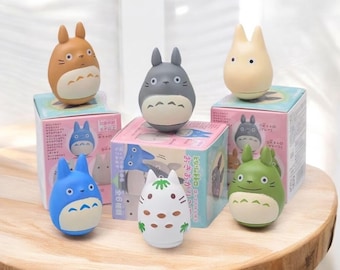 スタジオジブリ　となりのトトロ　指人形　フィギュア　起き上がり小法師 かわいいトトロファミリーフィギュア、トトロ起き上がり小法師自立人形