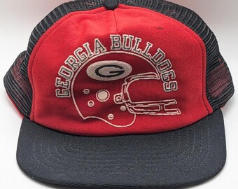 Vintage 1980s Georgia Bulldogs Trucker Hat Red Black Mesh Snapback NCAA USA Made