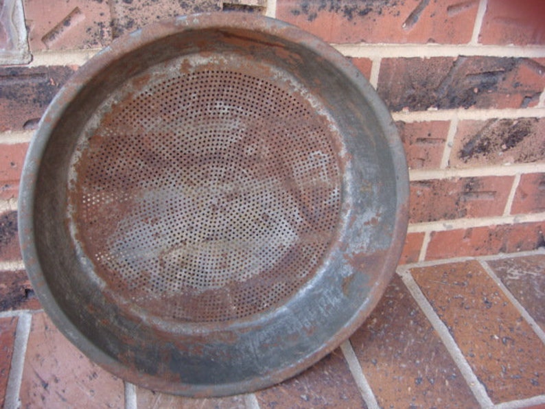 Antique Grain Sieve Metal Grain Sieve Farm House Decor Herb Garden Planter Rustic Farm House