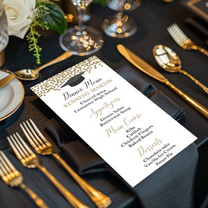 Edytowalny szablon menu kolacji na przyjęcie z okazji ukończenia szkoły, przyjęcie z okazji ukończenia szkoły w 2024 r., do wydrukowania czarno-złote przyjęcie z okazji ukończenia szkoły, ukończenie szkoły średniej, Corjl