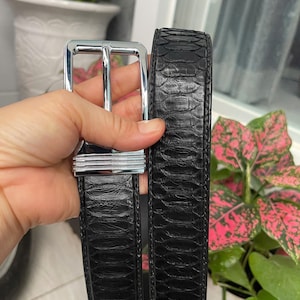Cinturón de piel de pitón auténtica para hombre, cinturón de piel hecho a mano para hombre, cosido a mano, hecho para ajustarse a su talla de cintura.