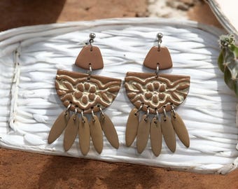 Flower Dangle Earrings: Fashion Holiday Style