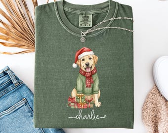 Christmas Labrador T-shirt, Christmas Dog T-shirt, Labrador T-shirt, Labrador Mom T-shirt, Dog Lover Gift, Holiday T-shirt