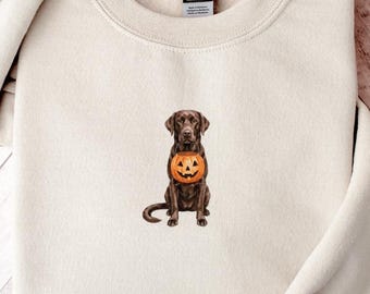 Felpa di Halloween con Labrador color cioccolato, regalo per la mamma di un cane, felpa girocollo per amanti dei cani, maglietta di Halloween per proprietari di Labrador, maglietta divertente per cani in autunno