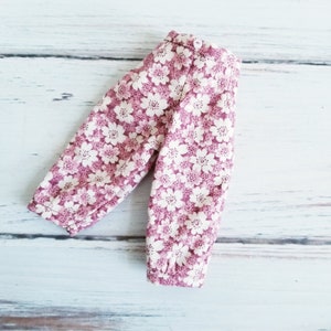 Cropped baggy trouser pants for Blythe Dolls, Blue, Greens and Pinks doll collectors, cotton pants for dolls Pink Floral