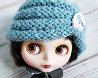 Blue Knit Pillbox Hat for Blythe Dolls, Custom Blythes, Handmade Clothes, Handknit, Button