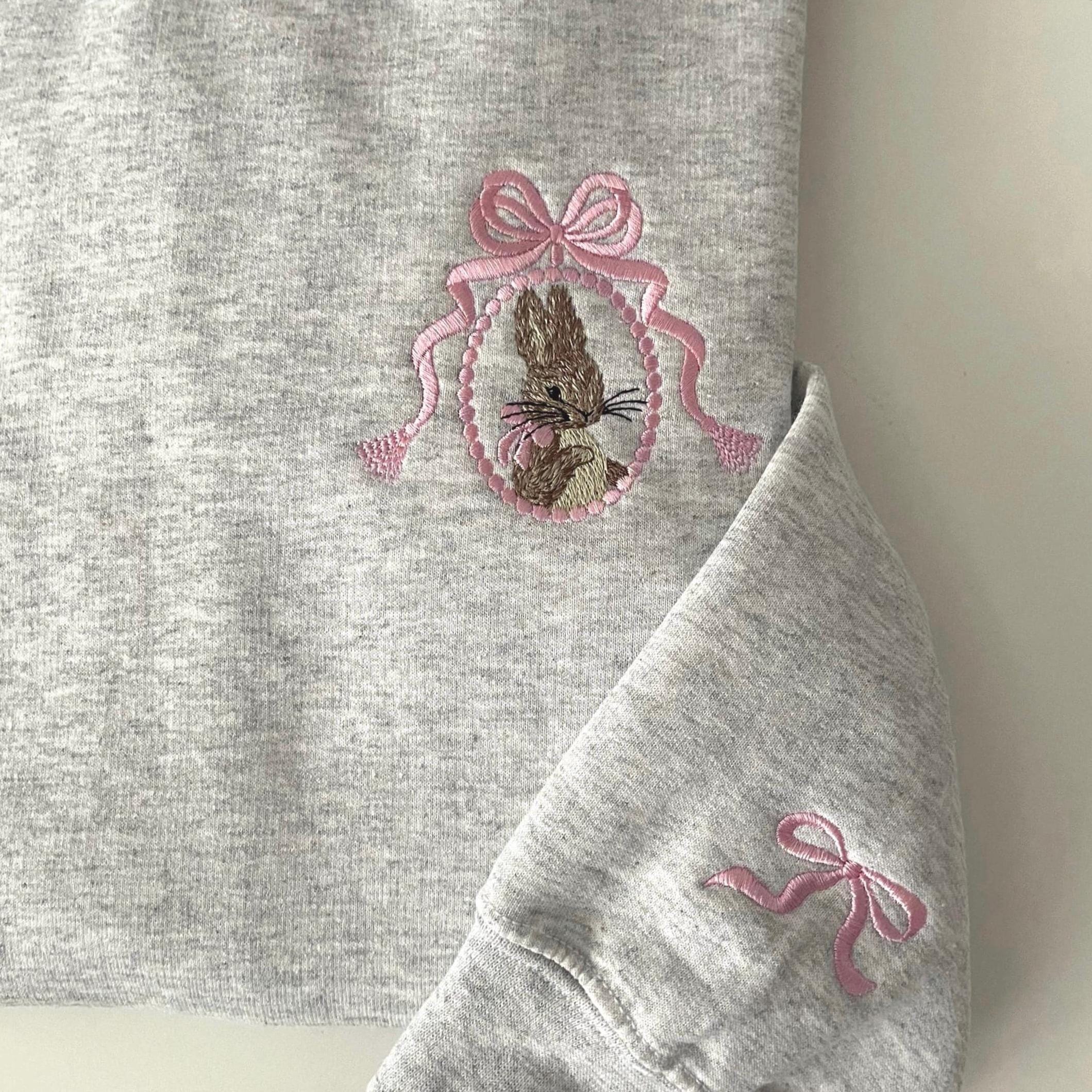 ★DESIGN SKIN★ Running embroidery pocket caseViolet Bunny MUSINSA | DESIGNSKIN Retro Embroidery Pocket Case-Violet/Bunny
