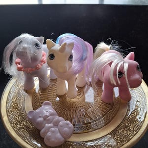 3 my little pony&#39;s  G1 hasbro vintage with accesoires
