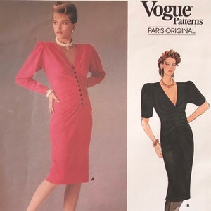 UNCUT 1980er Jahre Schnittmuster Vogue 1585 - Emanuel Ungaro Partykleid mit gerafftem V-Ausschnitt, zulaufende Puffärmel - Größe 8, Brustumfang 84 cm