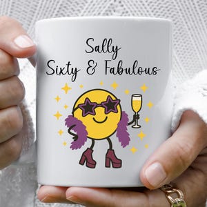 Gepersonaliseerde mok 60e verjaardag dames, Cartoon 60 & Fabulous - Gepersonaliseerde naammok - Meerdere kleurkeuzes - Fast Free Tracking UK Post!