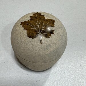 Kanadische Ahornblatt Trinket Box Handgefertigter Speckstein Kleines Sammlerstück Von Siku