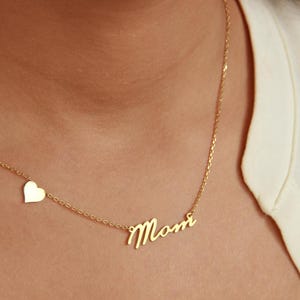 Colar com letra MAMA 14K, colar delicado para mãe, colar para mãe, presente para mãe, presente para chá de bebê, presente para dia das mães, presente para ela
