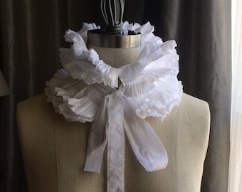 WHITE RUFFLE COLLAR/High Neck White hand pleated collar/Totally hand made/Detachable Ruffle Collar/Ruffle collar/Pleats/High neck collar/