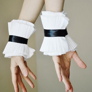 White Ruffled cuffs/Pleated cuffs/ Statement cuffs/Detachable cuffs/ Ruffle/ Cuffs/ Black and white/ French cuffs/Fall trend/ image 9