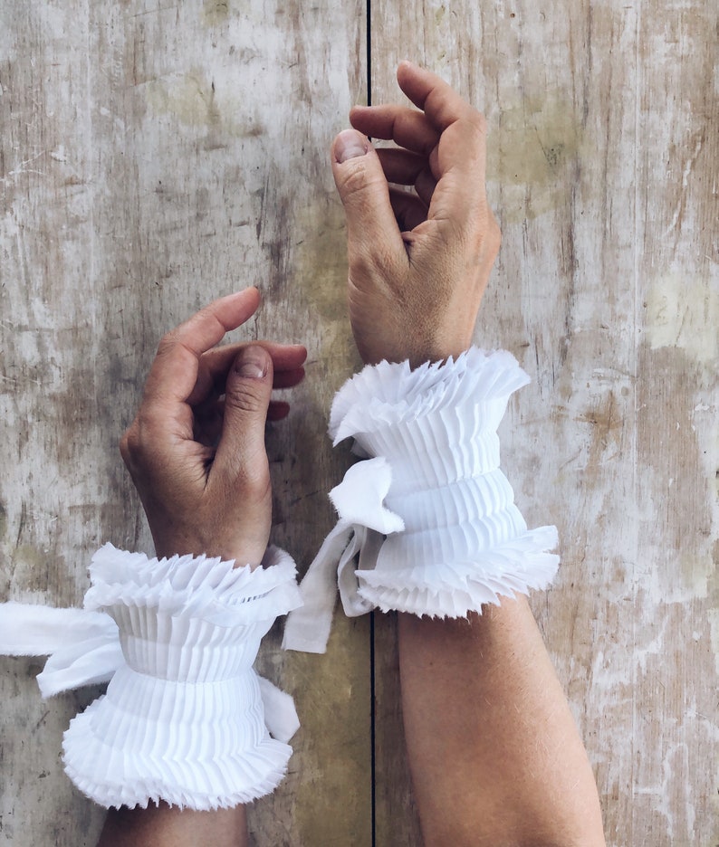 ruffle hands for frocks