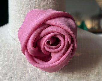 ROSE BROOCH / Pink rose/ Silk rose/Haut couture/Pink Rose / marinaasta
