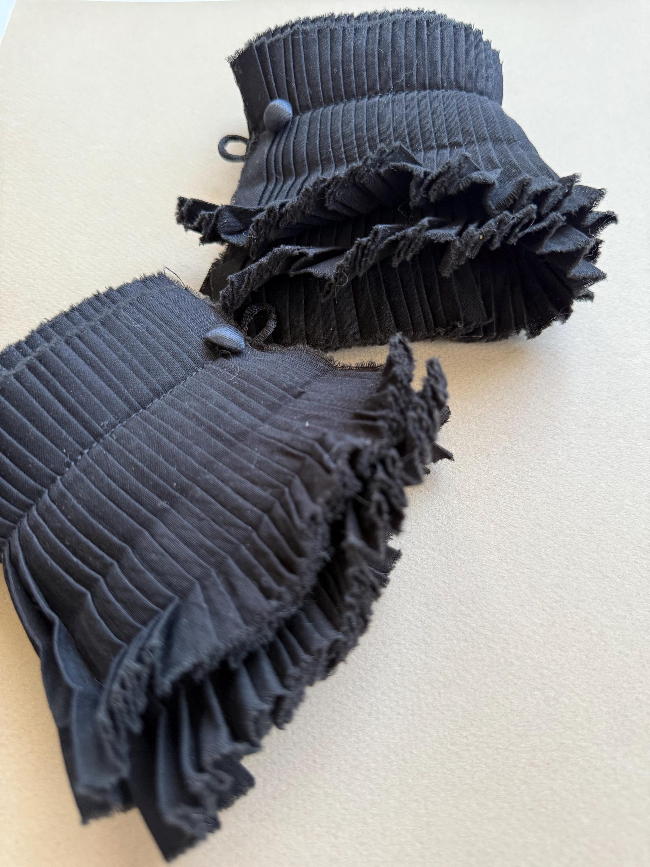 White Ruffled Cuffs/victorian Ruffled Cuffs/ White Cuffs