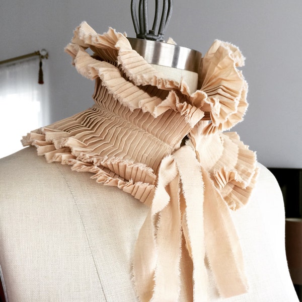 Neck ruff/ More colors/Pleated Collar/Designer Ruffle/Ruffle/Ruffle collar/ Ruffled Fashion/Ruffled shirt/ Victorian style