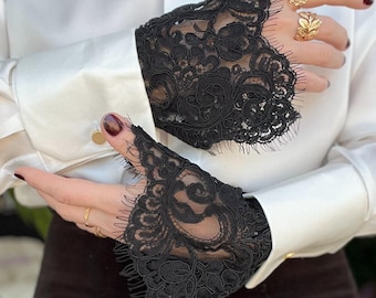 LACE CUFFS/ Victorian cuff bracelet/Designer couture accessory/ Fantasy jewelry/ Lace gloves