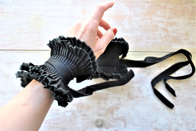 BLACK RUFFLE CUFFS /Detachable cuffs/Black cuffs/Pleated cuffs/Textile bracelet/Contemporary accessories/Fashion trend/Victorian cuffs/ image 2