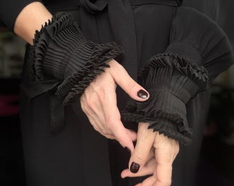 Ruffled cuffs/ Black cuffs/ Victorian cuffs/ / Fashion designer/ Luxury accessories/ Gothic cuff bracelet/