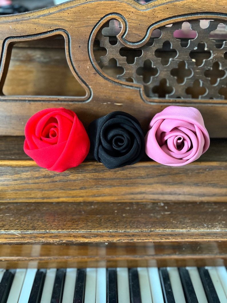 Red rose /ROSE BROOCH/ Silk rose/Haut couture/Pink Rose / marinaasta image 2