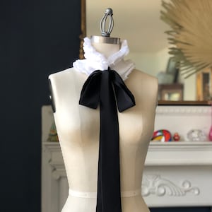 Ruffled Collar with Silk Ties/Multi use/Black collar/Pleated Collar/Ruffle waist/Couture collar/Ruffled choker/Plisse collier/フリル襟 image 1