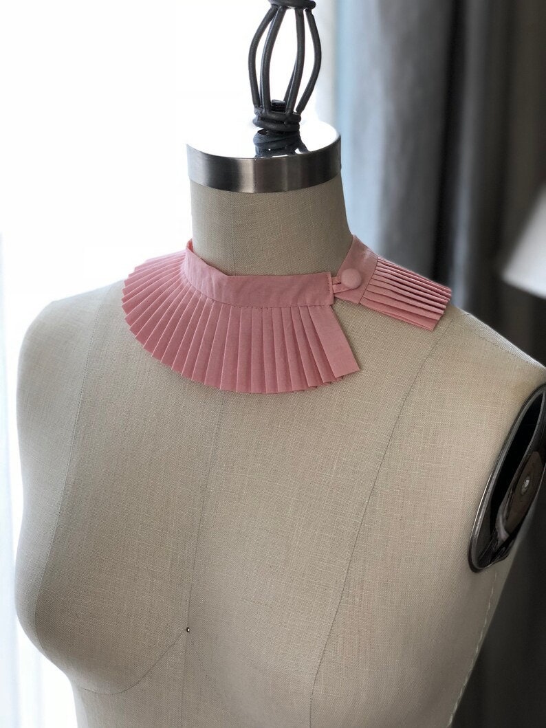 Black collar/ pleated collar/More colors/High collar/Shirt collar/Brick red/Neck detail/Couture collar/Neck ruffle/marinaasta zdjęcie 10