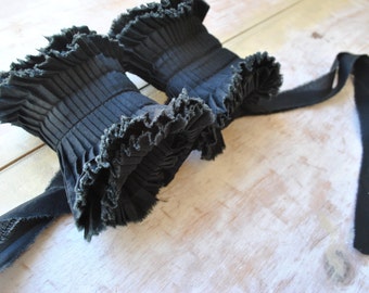 BLACK RUFFLE CUFFS /Detachable cuffs/Black cuffs/Pleated  cuffs/Textile bracelet/Contemporary accessories/Fashion trend/Victorian cuffs/