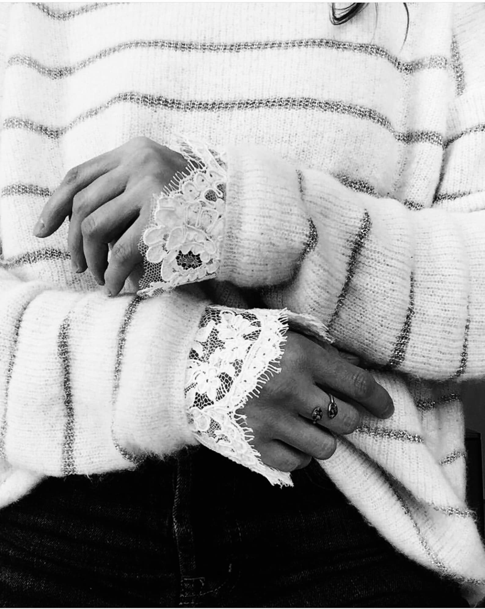 French Lace Cuffs/detachable Cuffs/fashion Accessories/couture Etsy