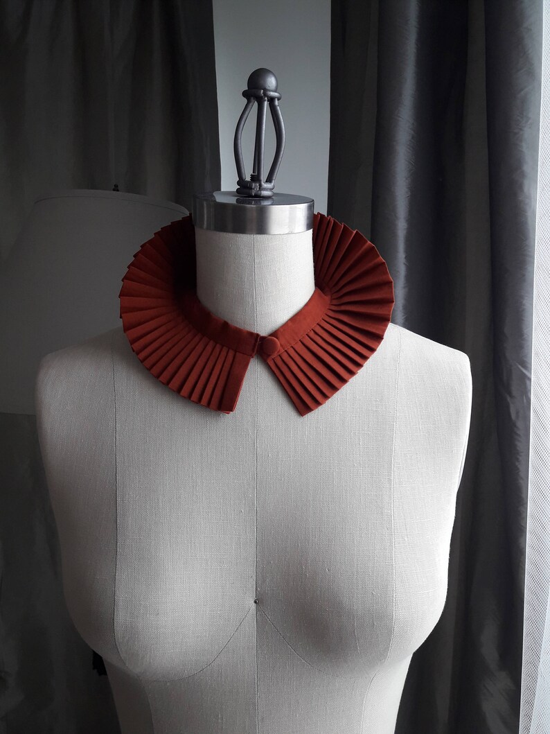 Black collar/ pleated collar/More colors/High collar/Shirt collar/Brick red/Neck detail/Couture collar/Neck ruffle/marinaasta zdjęcie 2