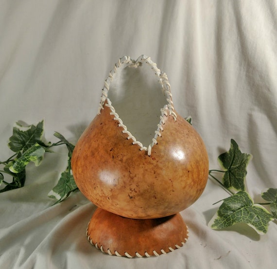 Striking Cross and Flowers Gourd Knitting Yarn Bowl