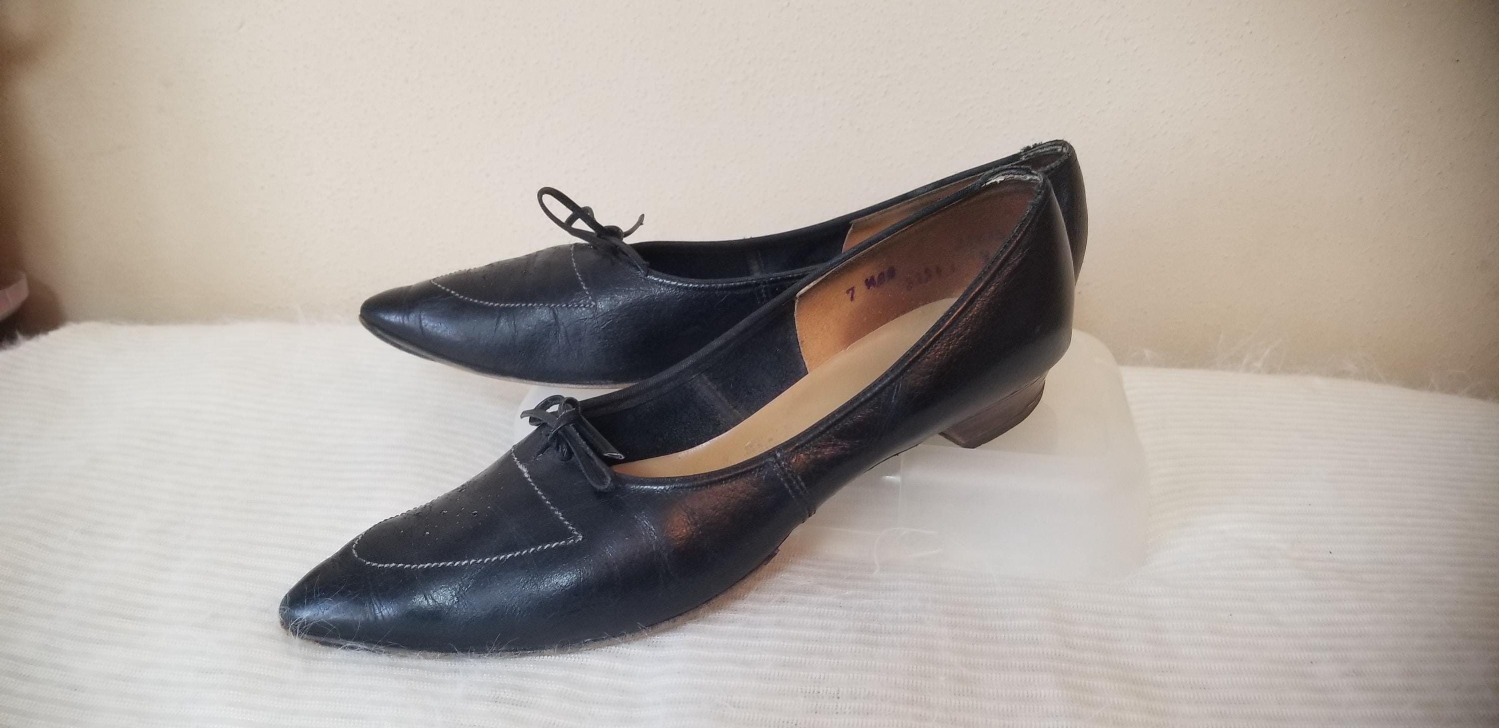 Vintage Pointy Flat - Etsy