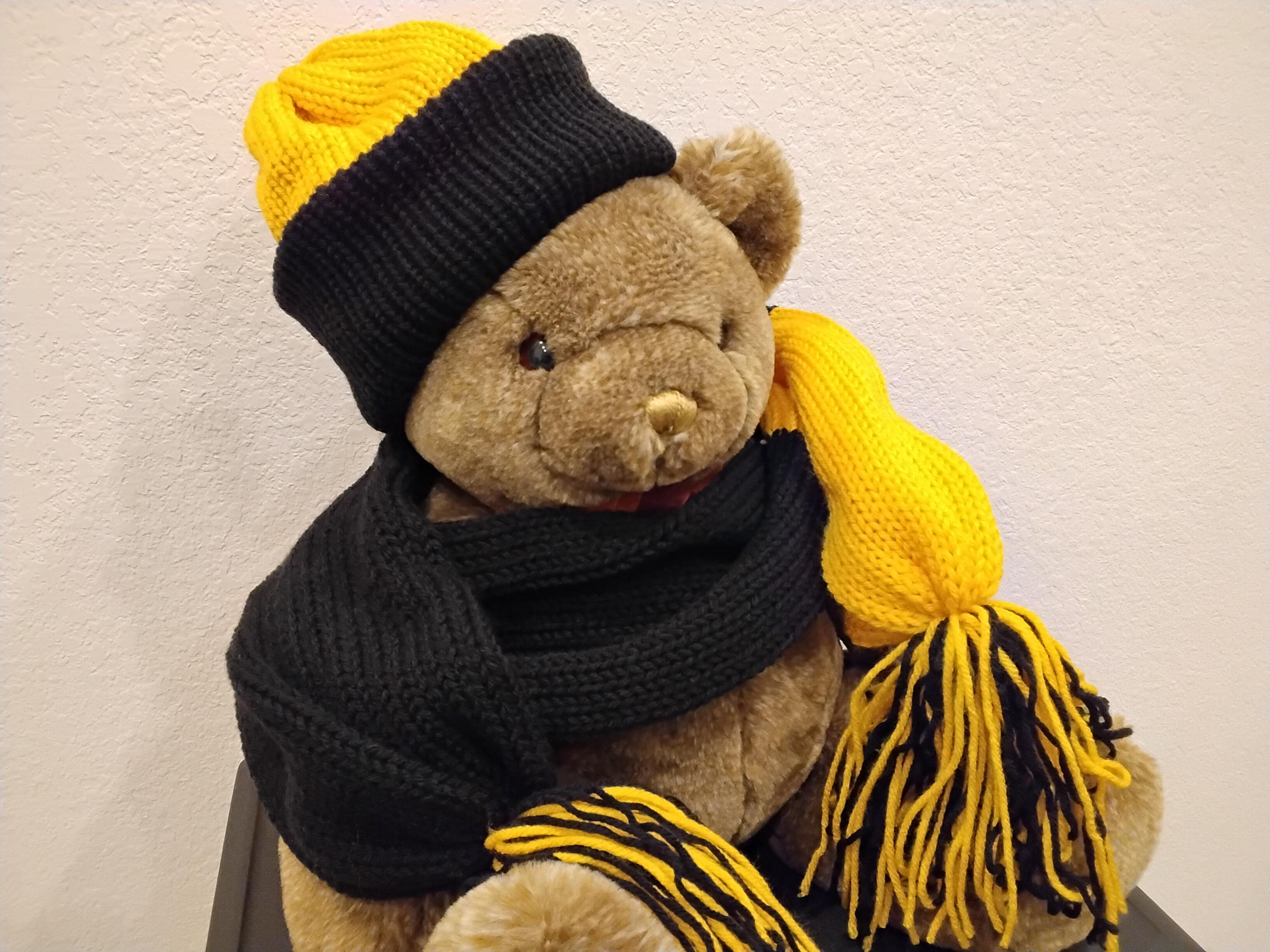 COG New York Black and Gold Beanie and Scarf Set Men main image 4