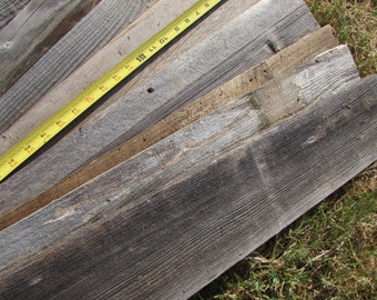 Lot Of 18 Reclaimed Old Fence Boards | Weathered Barn Wood Planks For DIY Projects